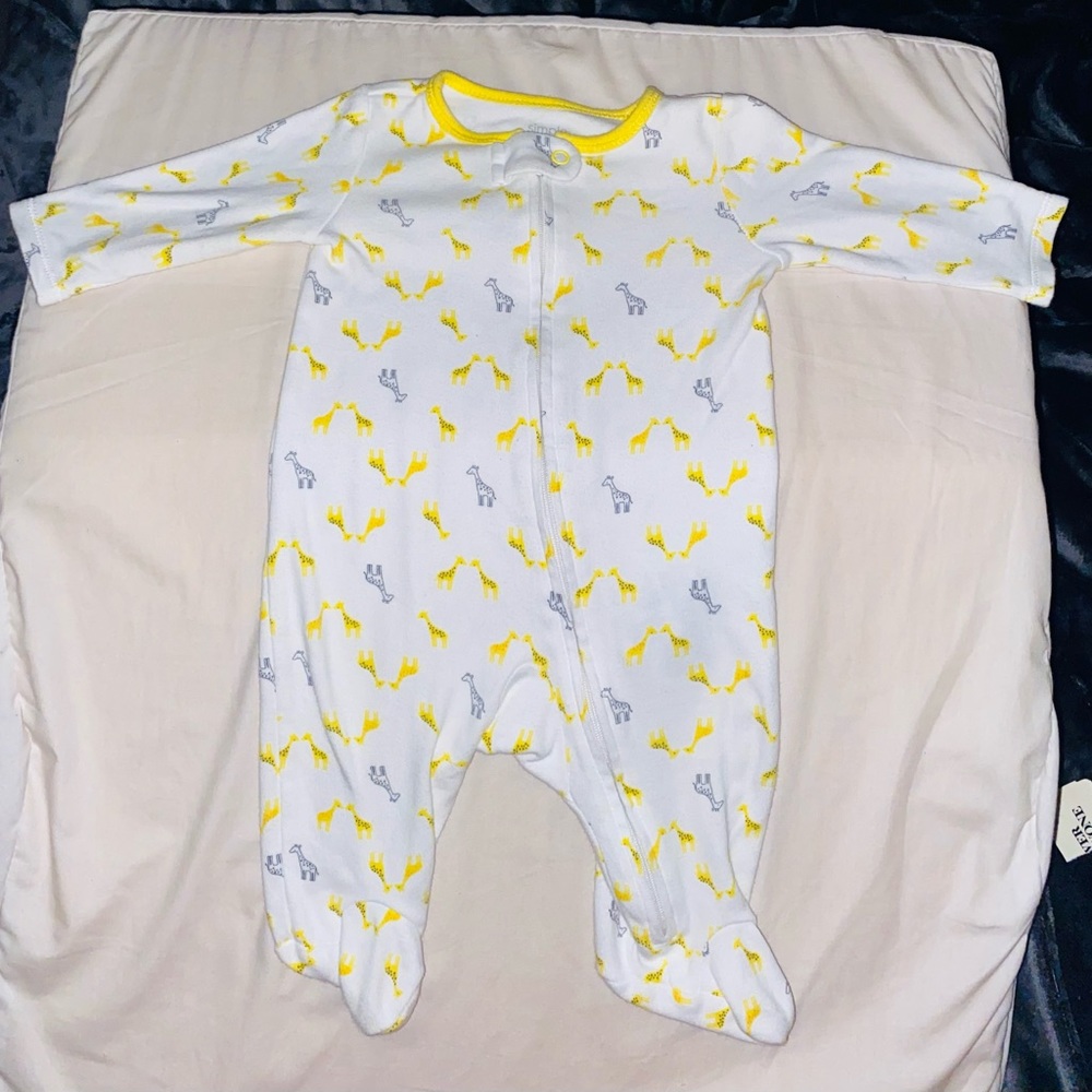 Simple Joy Made By Carter’s baby boys or girls onesies in 0-3M.